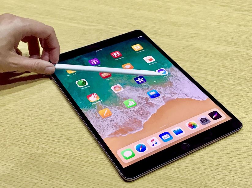 How To Connect a Stylus Pen To iPad